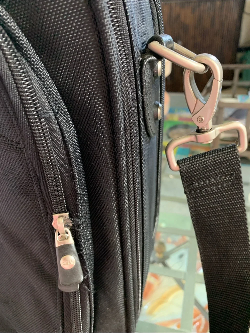 Dell Black Nylon Laptop Briefcase with Shoulder Strap 15.5